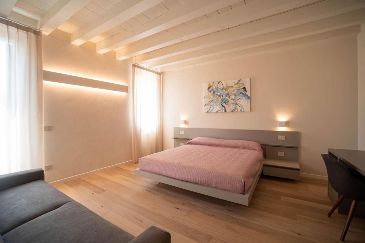 Calcirelli Suites Верона Экстерьер фото