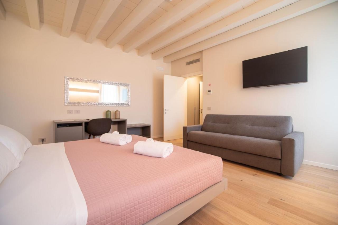 Calcirelli Suites Верона Экстерьер фото